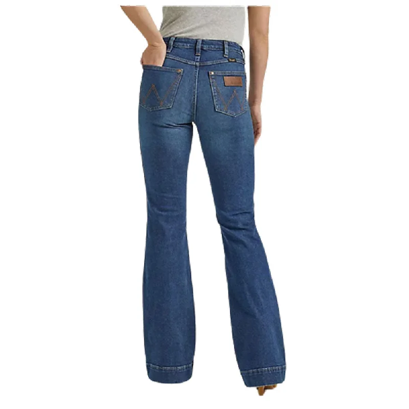 112338902 Wrangler Women's Retro High Rise Trouser Jean - Gabriella Trousers High Rise Slim Fit 112338902 Wrangler Women's Retro High Rise Trouser Jean - Gabriella Trousers High Rise Slim Fit