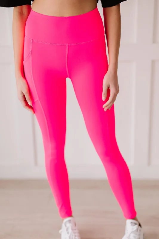 Zenana Step Aside Full Size Run Athletic Leggings with Pockets Fashionable Printed Leggings Zenana Step Aside Full Size Run Athletic Leggings with Pockets Fashionable Printed Leggings