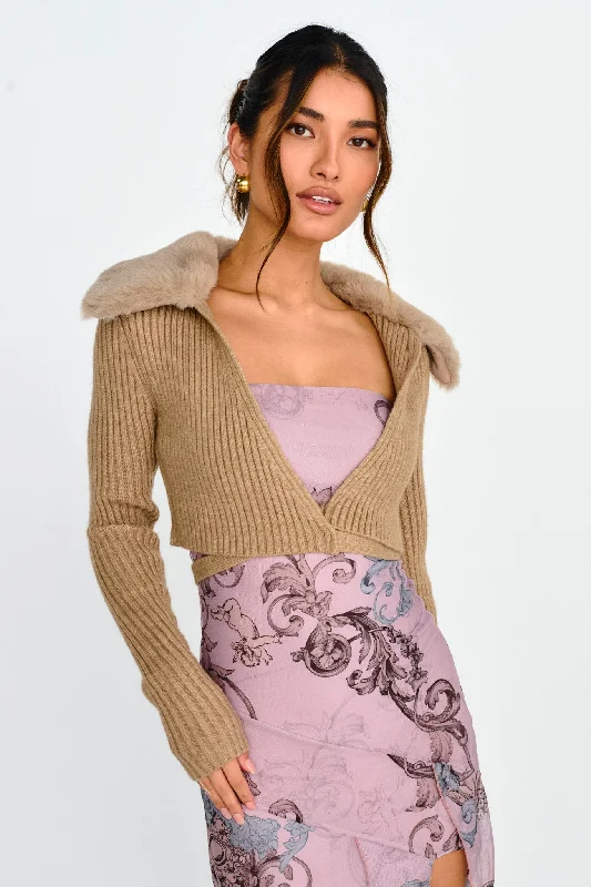 Hollyoak Fur Collar Knit Crop Top Oatmeal Front Pockets Side Pockets Patch Pockets