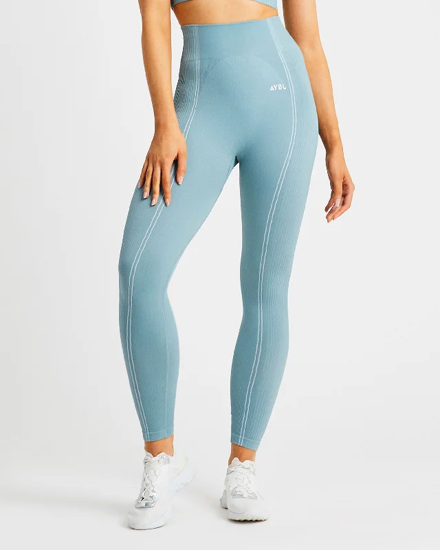 Reflex Seamless Leggings - Teal Trendy Cold Weather Tights