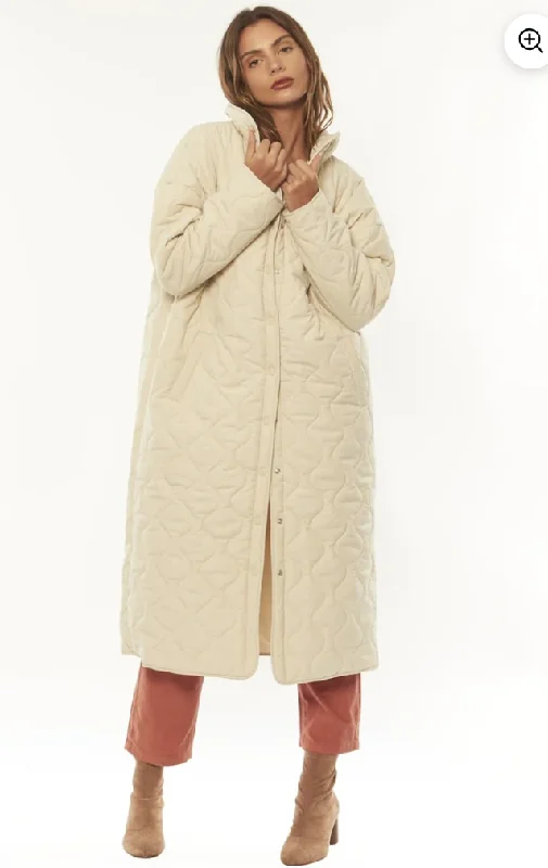 Comet Coat Pockets Sleeves Lining
