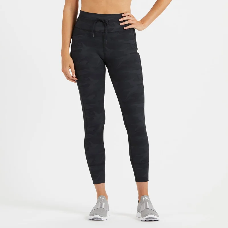 Daily Legging - Black Camo Chic Workout Leggings