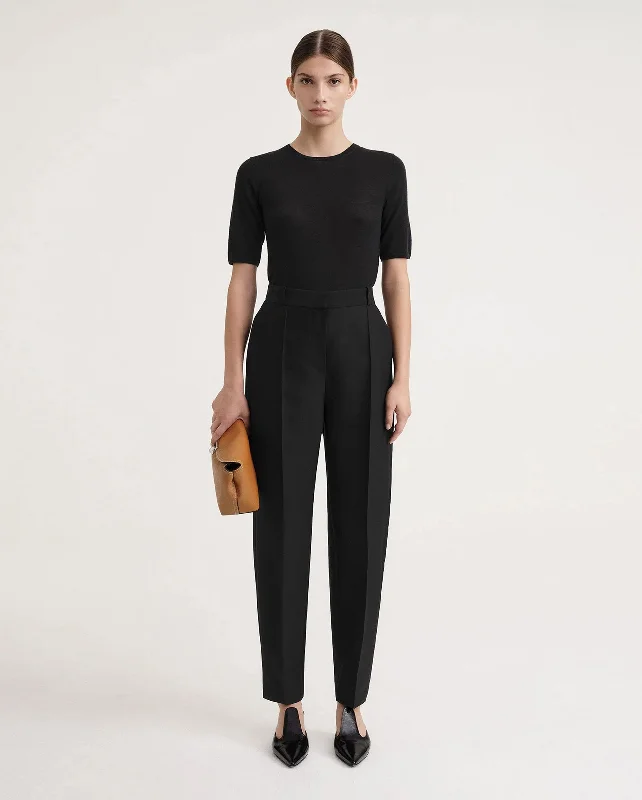 SEWN PLEAT EVENING TROUSERS / BLACK Trousers sophisticated sleek