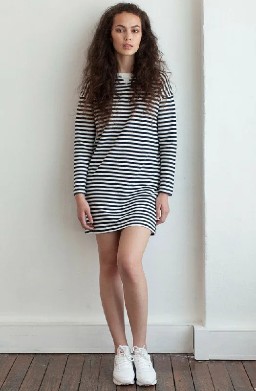 Kakadu Sweatshirt Dress Hoodie with Hem Detail Decorative Unique
