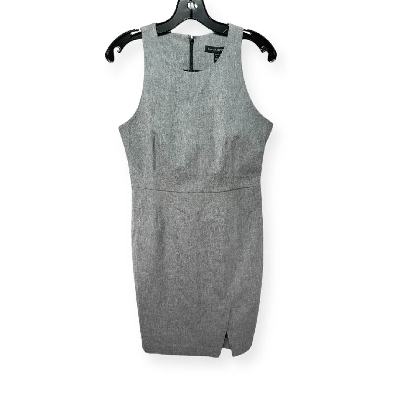 Black & White Dress Work Midi Banana Republic, Size 10petite Trendy Midi Dress with Belt