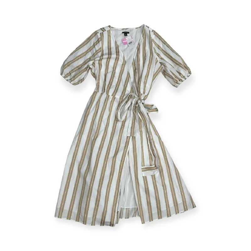 Dress Casual Midi By Ann Taylor In Cream & White, Size: M Trendy Fit-and-Flare Midi Dress Dress Casual Midi By Ann Taylor In Cream & White, Size: M Trendy Fit-and-Flare Midi Dress