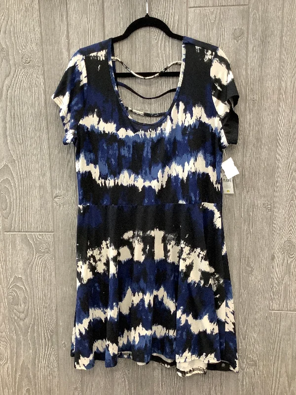 Dress Casual Midi By Bobbie Brooks In Blue & White, Size: 2x Comfortable Floral Print Midi Dress